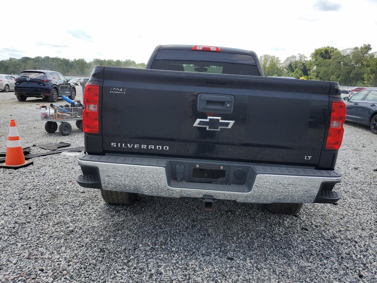 2015 Chevrolet Silverado K1500 Lt VIN: 1GCVKREC2FZ241716 Lot: 70572485