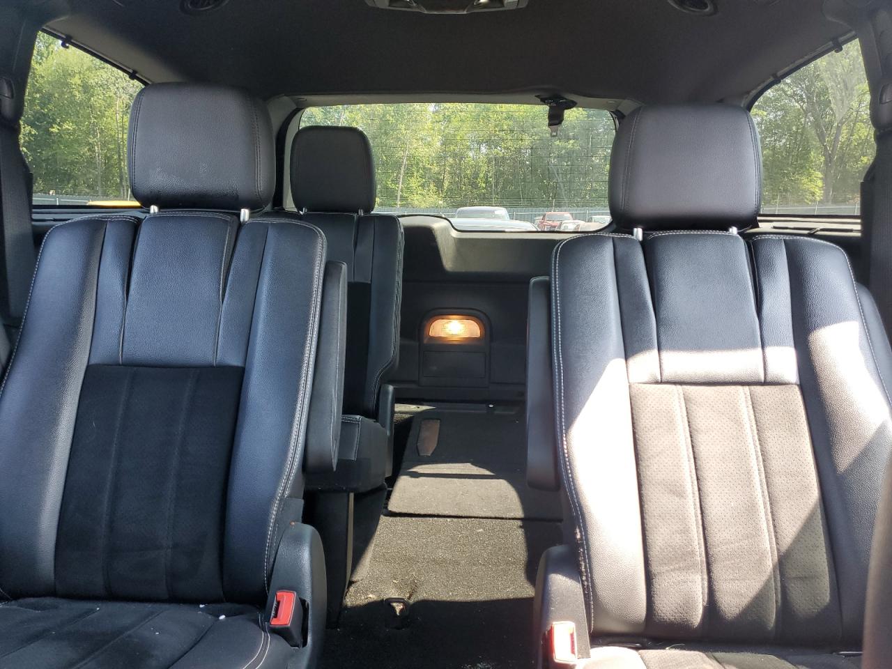 2017 Dodge Grand Caravan Sxt VIN: 2C4RDGCG8HR631268 Lot: 68447925