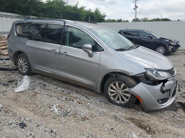  CHRYSLER PACIFICA 2018 Silver