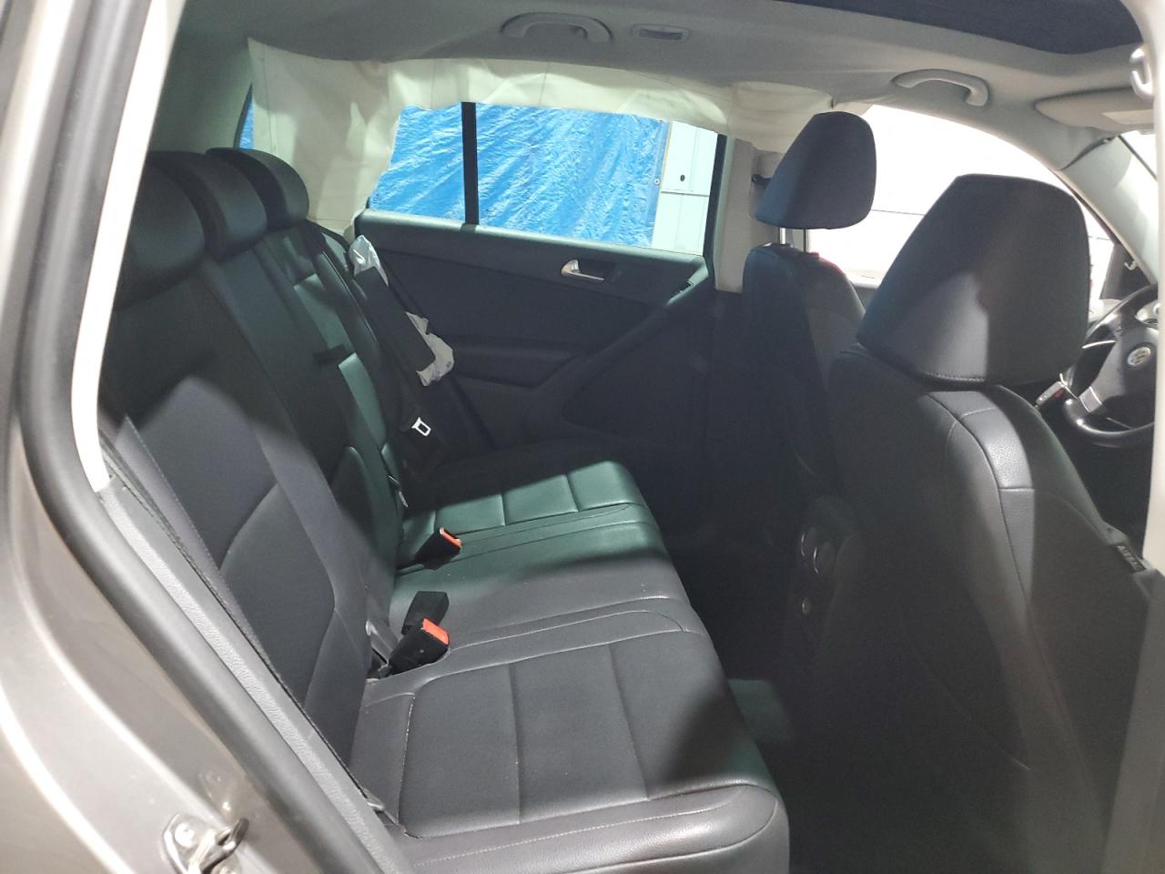 2010 Volkswagen Tiguan Se VIN: WVGBV9AX4AW526250 Lot: 69597415