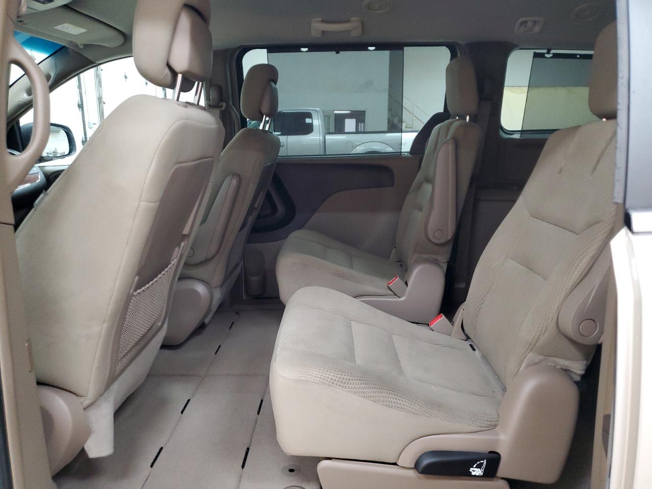 2016 Chrysler Town & Country Touring VIN: 2C4RC1BG8GR263948 Lot: 69130825