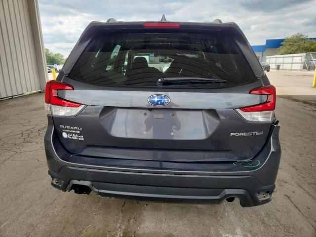  SUBARU FORESTER 2020 Серый