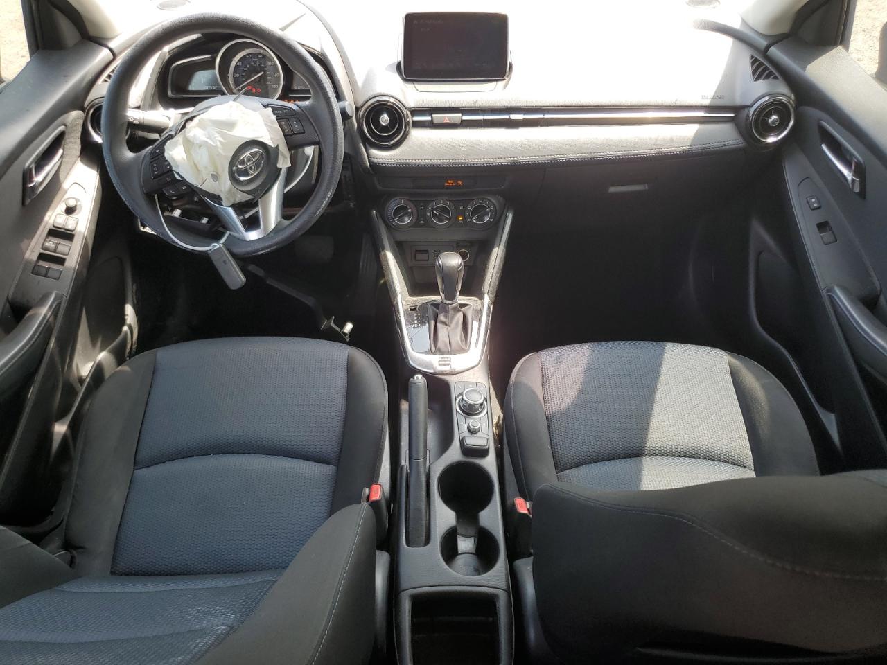 2017 Toyota Yaris Ia VIN: 3MYDLBYV5HY150158 Lot: 67037155