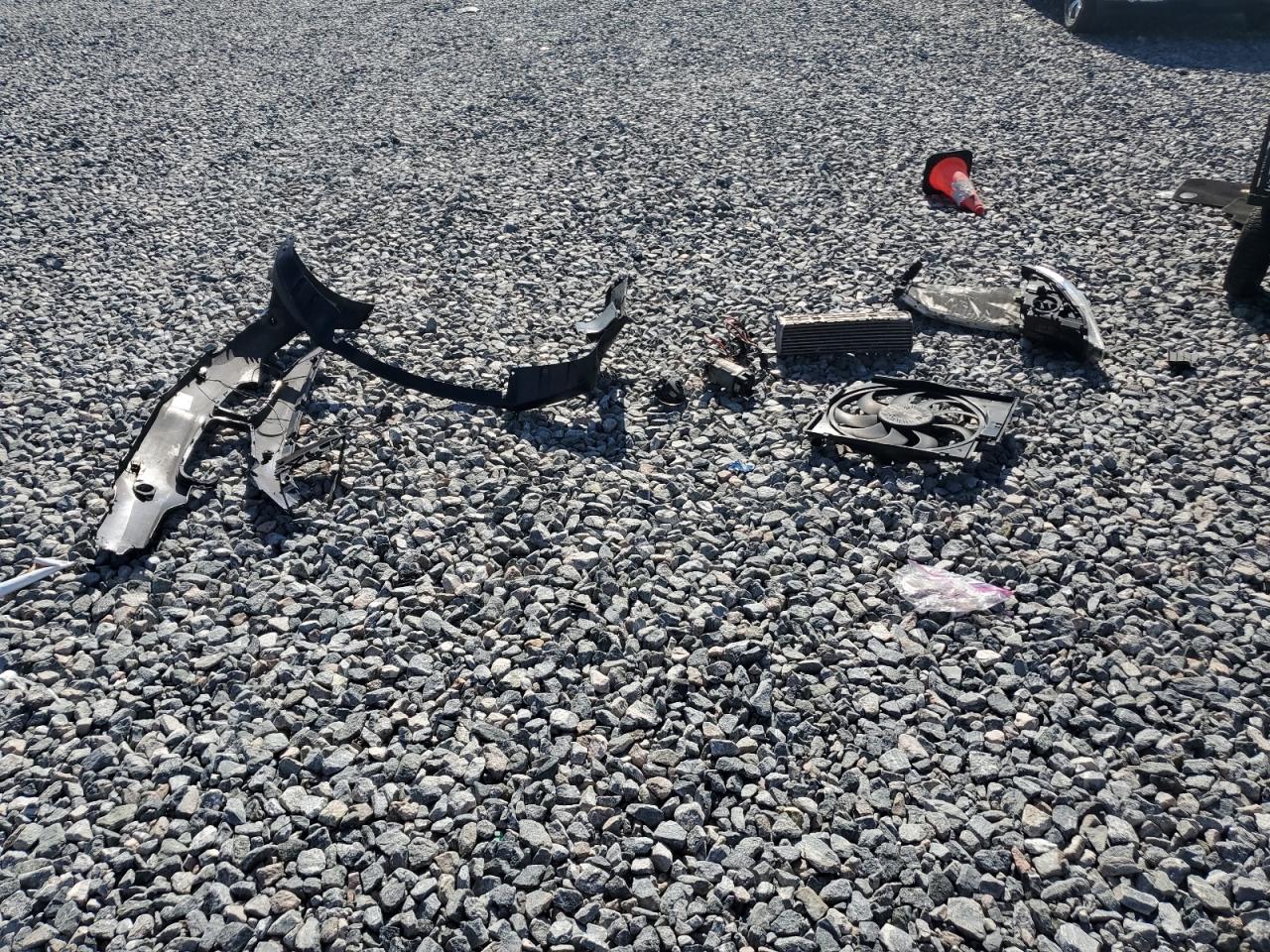 2017 BMW 320 I VIN: WBA8E1G38HNU18263 Lot: 68088365