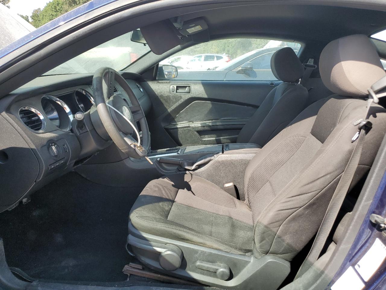 2012 Ford Mustang VIN: 1ZVBP8AM2C5261963 Lot: 69756495