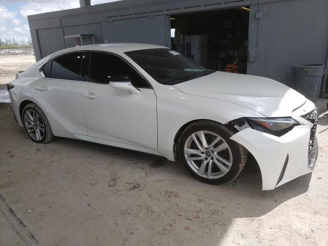  LEXUS IS 2022 Белы
