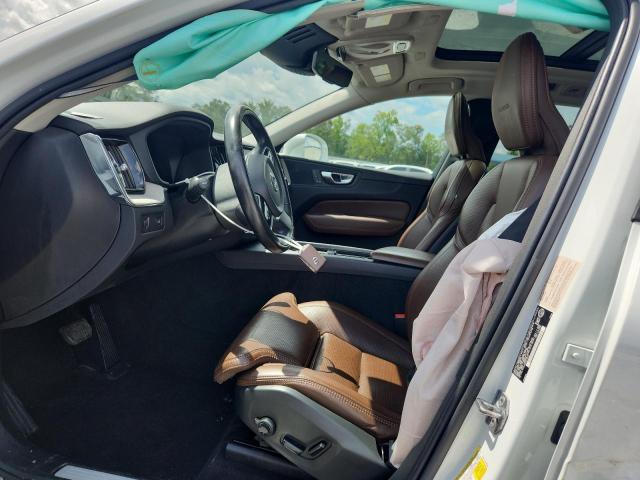  VOLVO XC60 2019 Белы