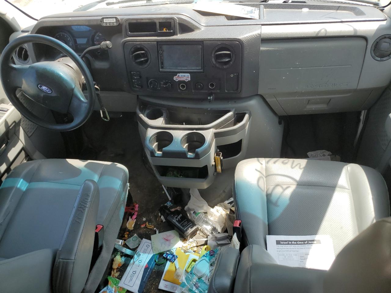 2011 Ford Econoline E350 Super Duty Wagon VIN: 1FBSS3BLXBDA72089 Lot: 68045205