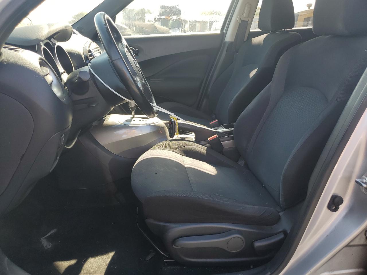 2016 Nissan Juke S VIN: JN8AF5MR5GT605251 Lot: 69937065