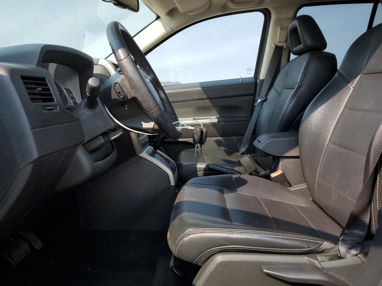 2008 Jeep Compass Limited VIN: 1J8FF57W68D699504 Lot: 69016775