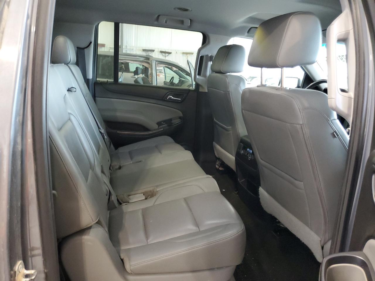 2018 Chevrolet Suburban K1500 Lt VIN: 1GNSKHKC2JR177078 Lot: 69791135