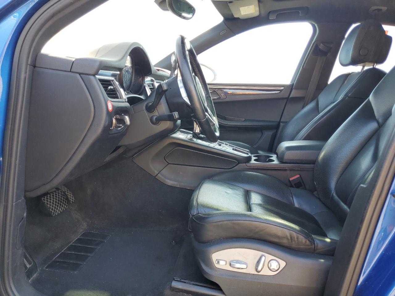 2016 Porsche Macan S VIN: WP1AB2A59GLB47283 Lot: 70621085