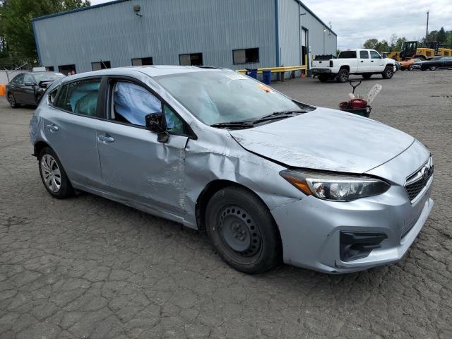  SUBARU IMPREZA 2018 Серебристый