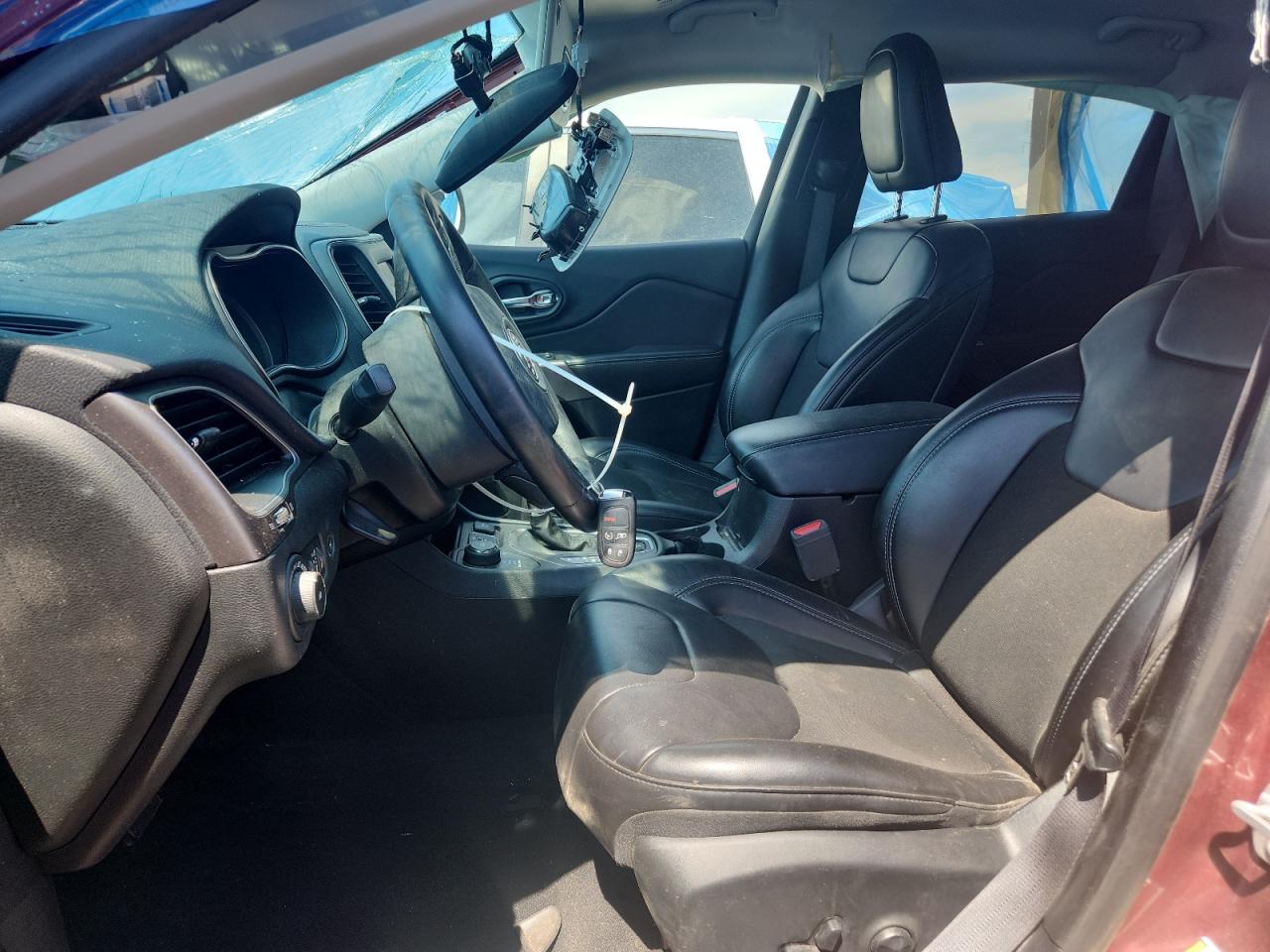 2019 Jeep Cherokee Latitude Plus VIN: 1C4PJMLX5KD317229 Lot: 68182795