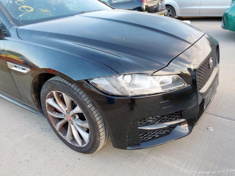 2017 JAGUAR XF R-SPORT D AUTO 