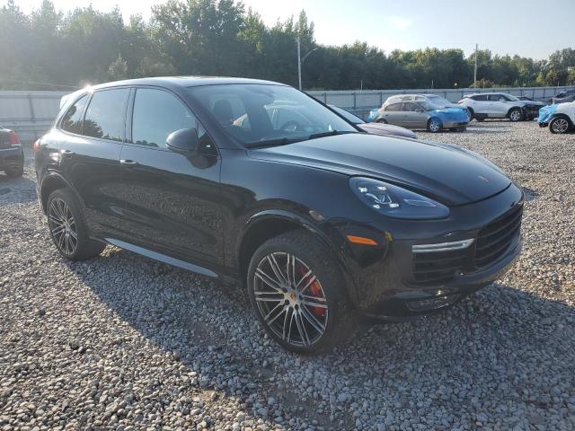  PORSCHE CAYENNE 2016 Черный