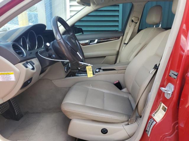  MERCEDES-BENZ C-CLASS 2013 Czerwony