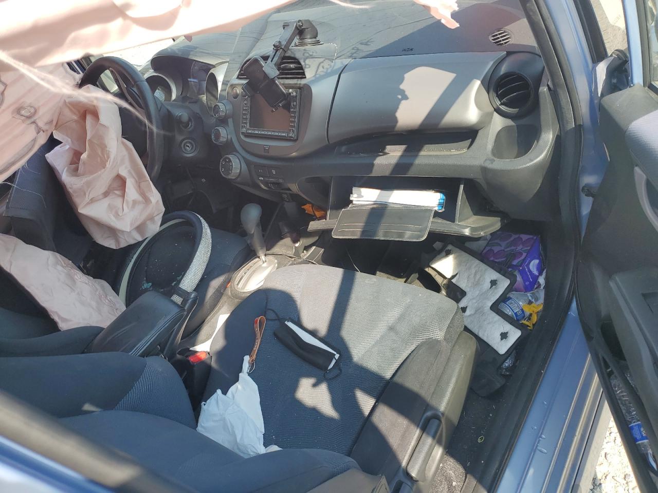 2009 Honda Fit Sport VIN: JHMGE88679S045041 Lot: 70521955