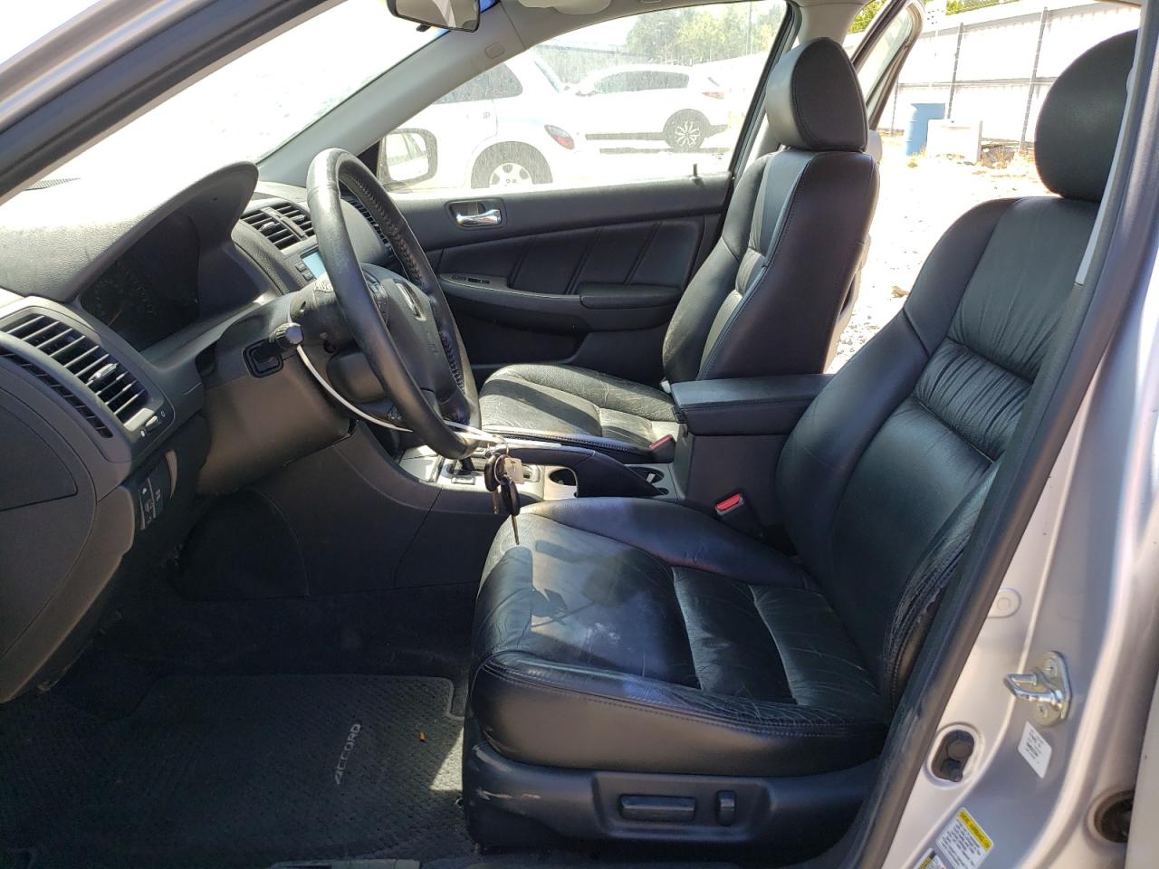 2004 Honda Accord Ex VIN: 1HGCM66864A057533 Lot: 67323825