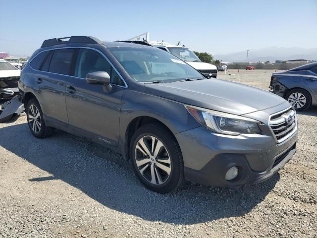  SUBARU OUTBACK 2018 Серый