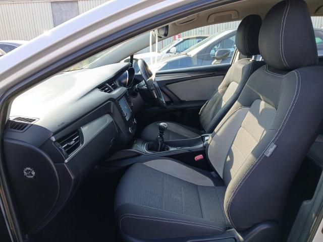 2016 TOYOTA AVENSIS BUSINESS EDITION 