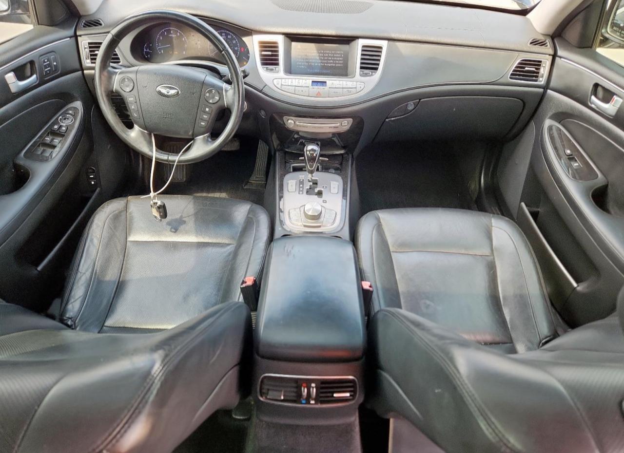 2012 Hyundai Genesis 3.8L VIN: KMHGC4DD0CU200735 Lot: 70195395