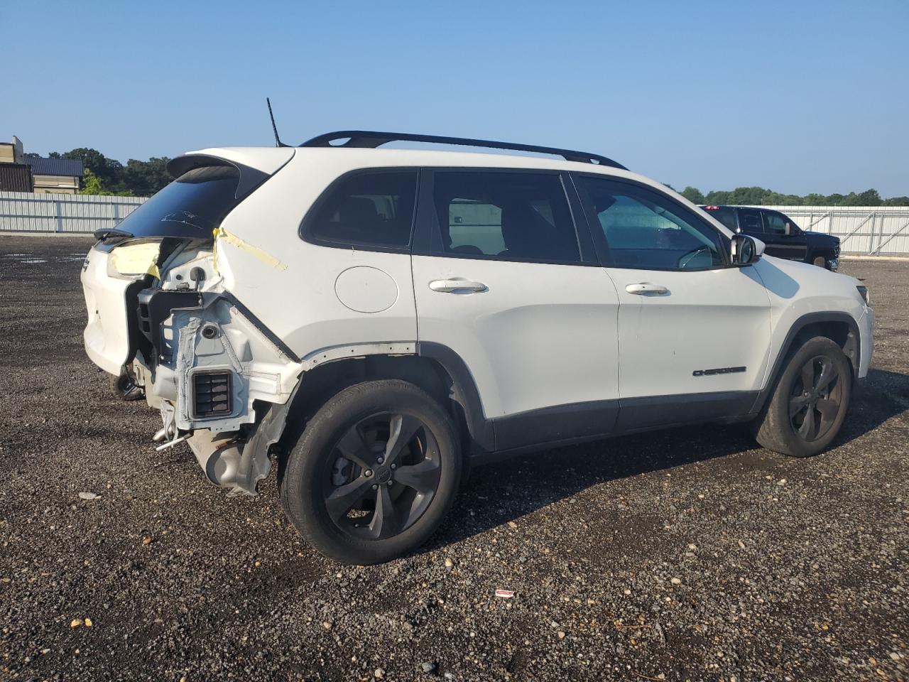 2019 Jeep Cherokee Latitude Plus white null gas 1C4PJMLB8KD294954 photo #4