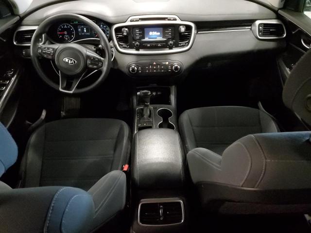  KIA SORENTO 2017 Srebrny