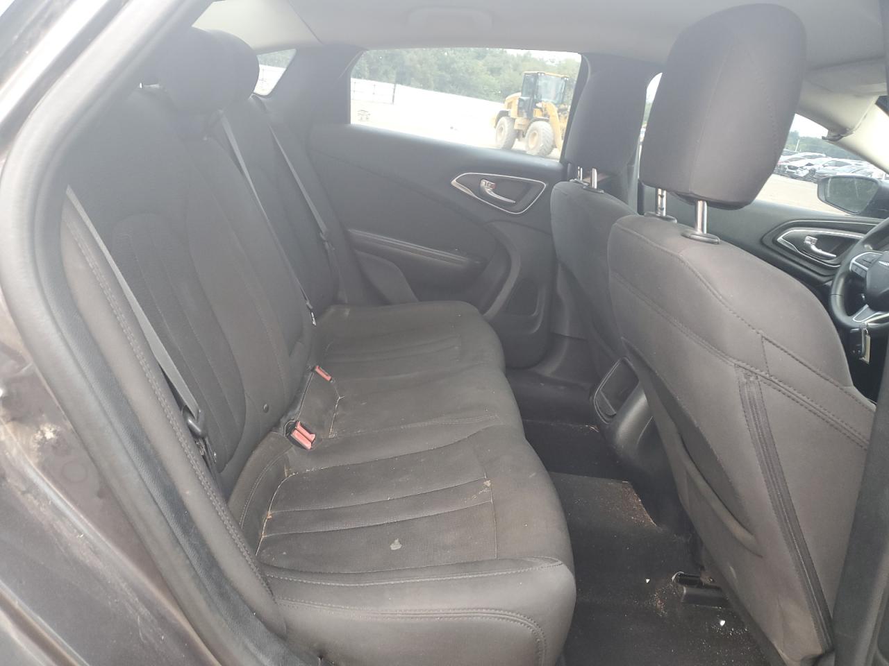 2015 Chrysler 200 Limited VIN: 1C3CCCAB2FN529231 Lot: 70682905