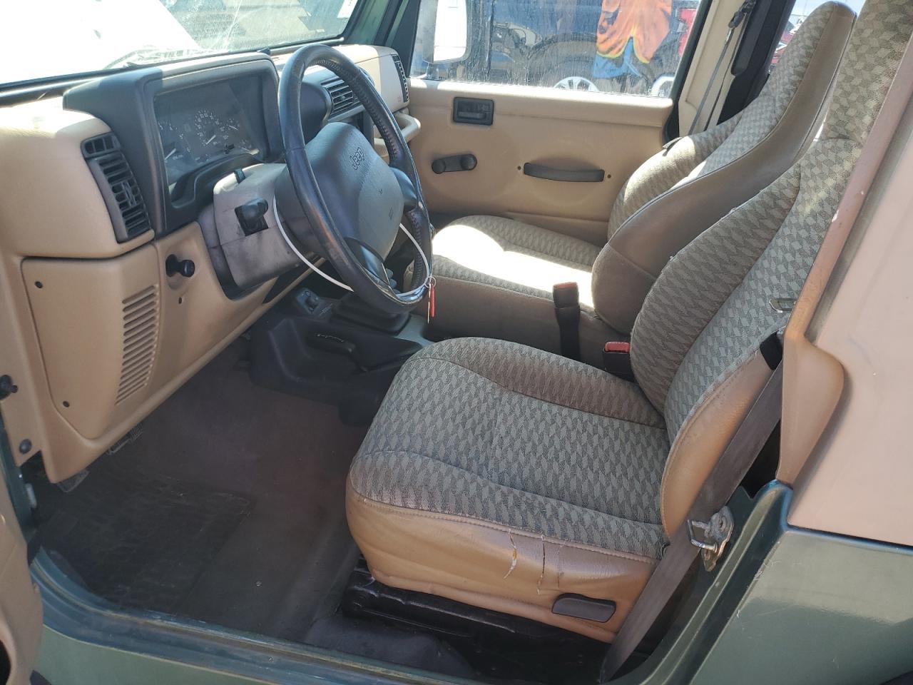 1999 Jeep Wrangler / Tj Se VIN: 1J4FY29P4XP453922 Lot: 68983135