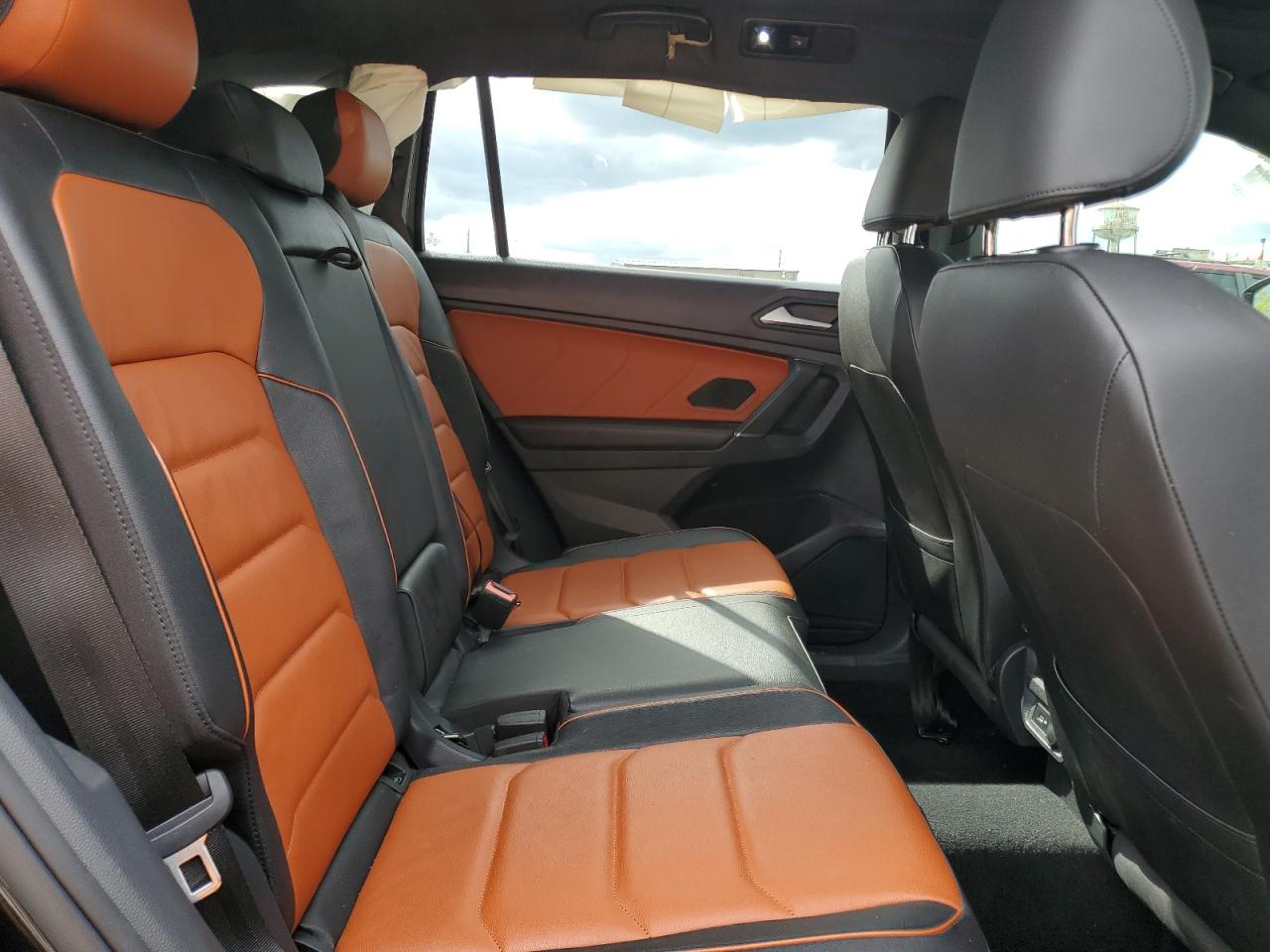 2020 Volkswagen Tiguan Sel Premium R-Line VIN: 3VV4B7AX2LM140554 Lot: 70455595