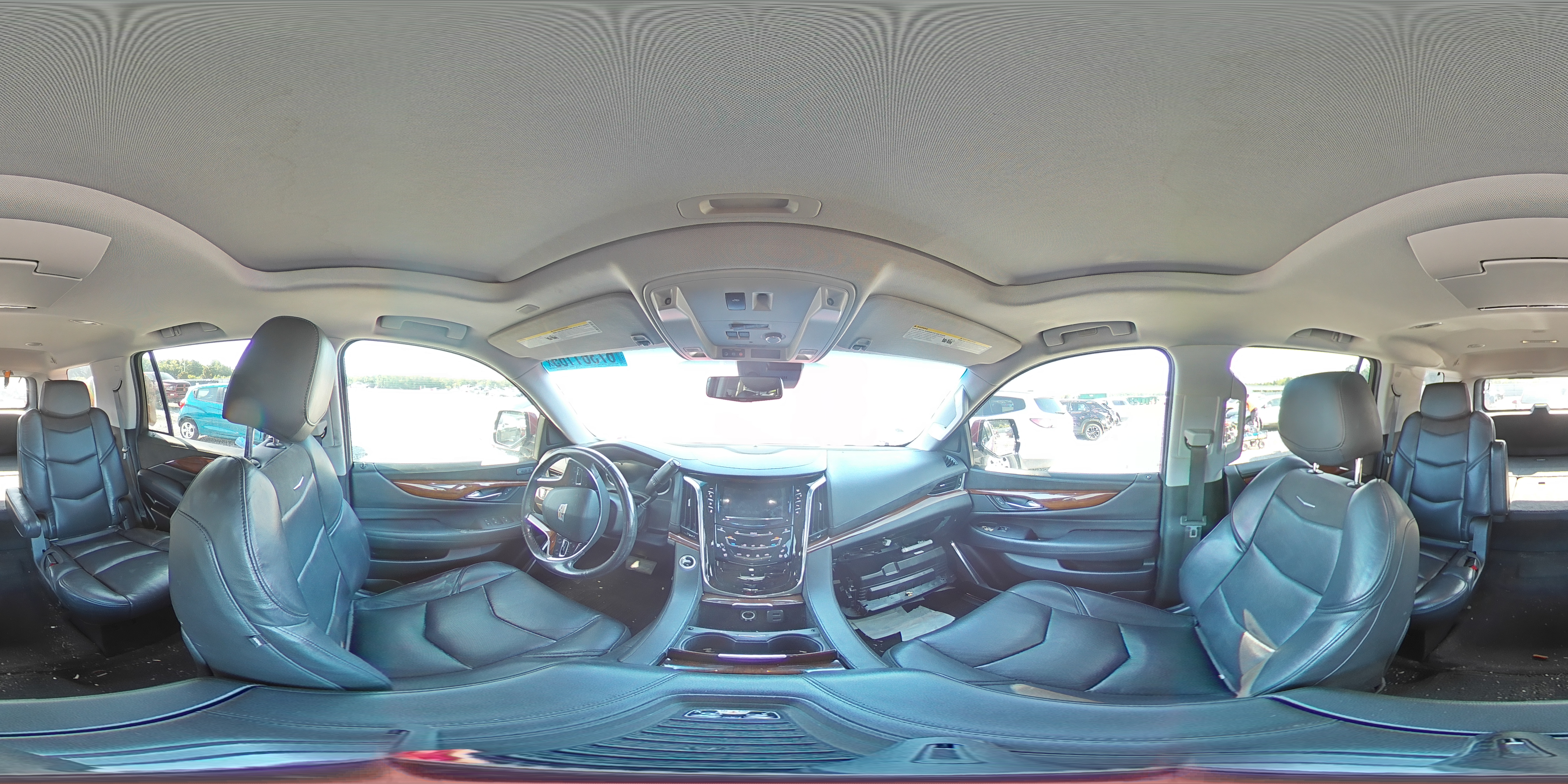 2019 Cadillac Escalade Luxury VIN: 1GYS4BKJ0KR202408 Lot: 67361165
