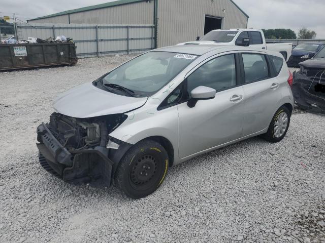 Hatchbacks NISSAN VERSA 2016 Srebrny