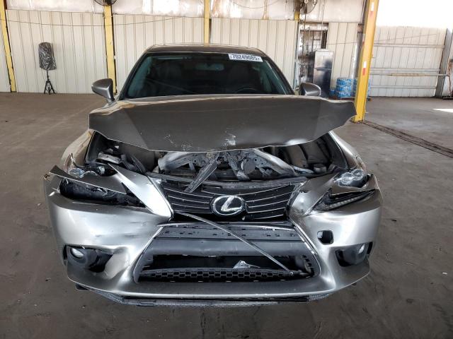  LEXUS IS 2016 Серебристый