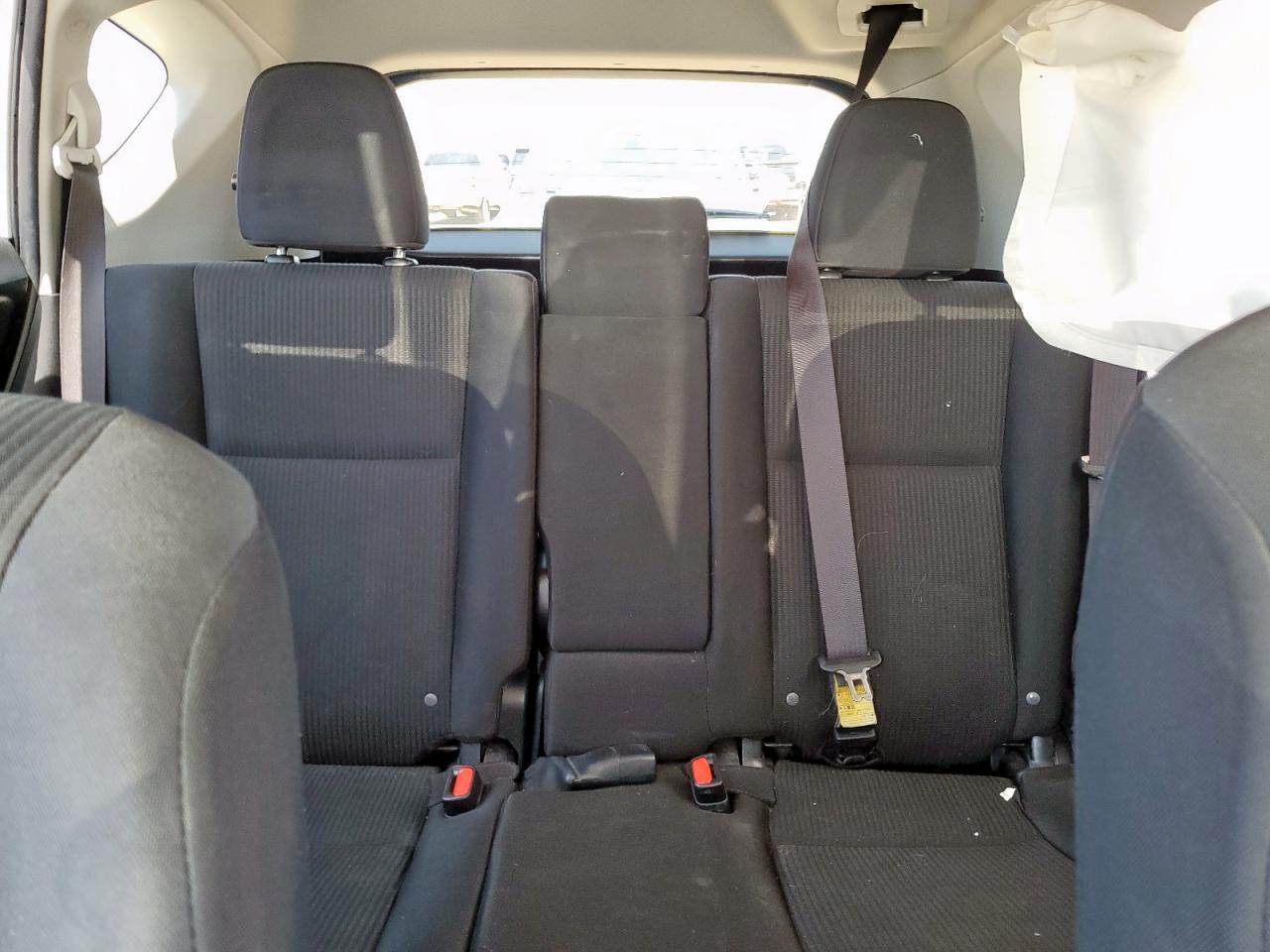 2017 Toyota Rav4 Le VIN: JTMZFREV3HJ144145 Lot: 70672585