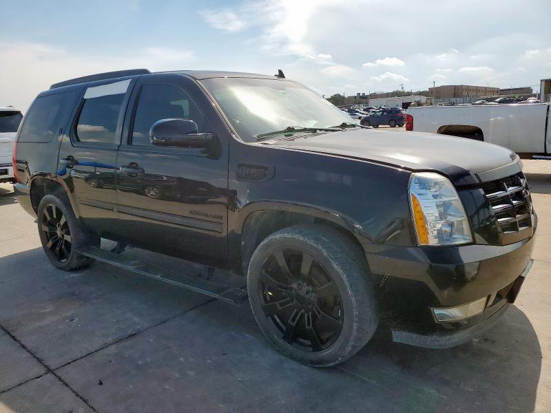 Parquets CADILLAC ESCALADE 2012 Czarny