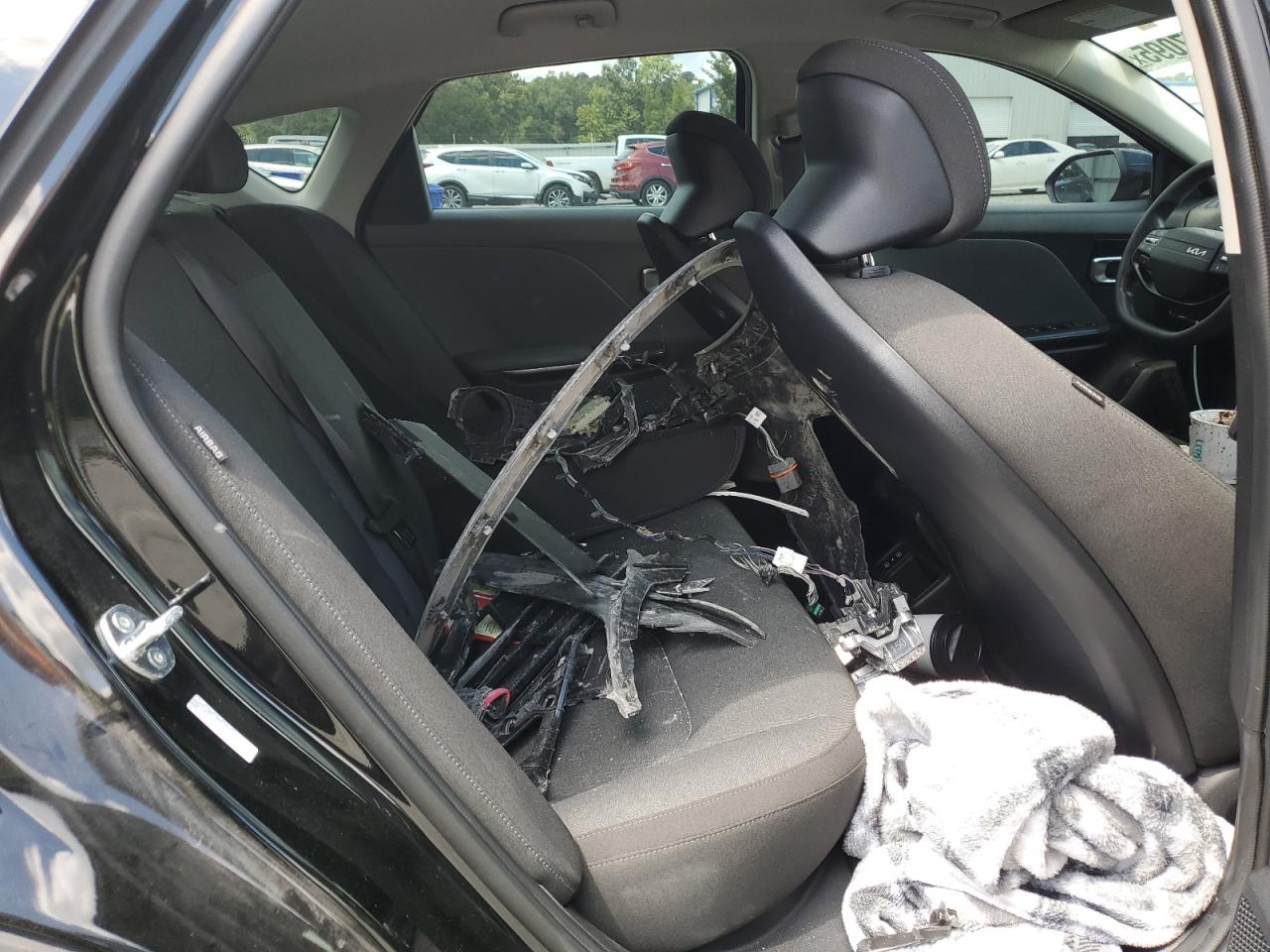 2025 Kia K4 Lx VIN: 3KPFT4DE4SE038002 Lot: 69977095