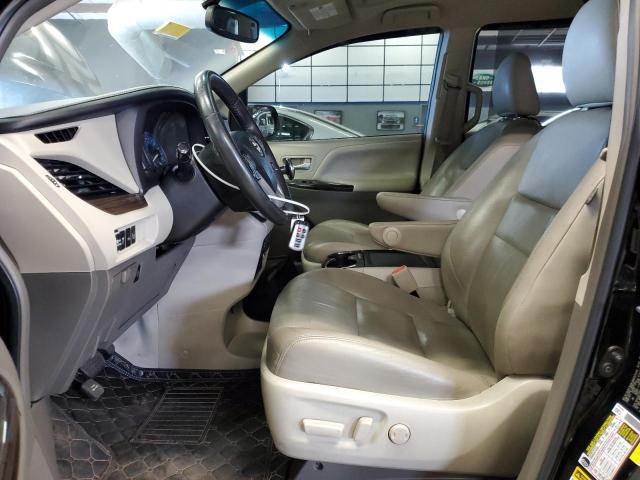 2017 TOYOTA SIENNA XLE  