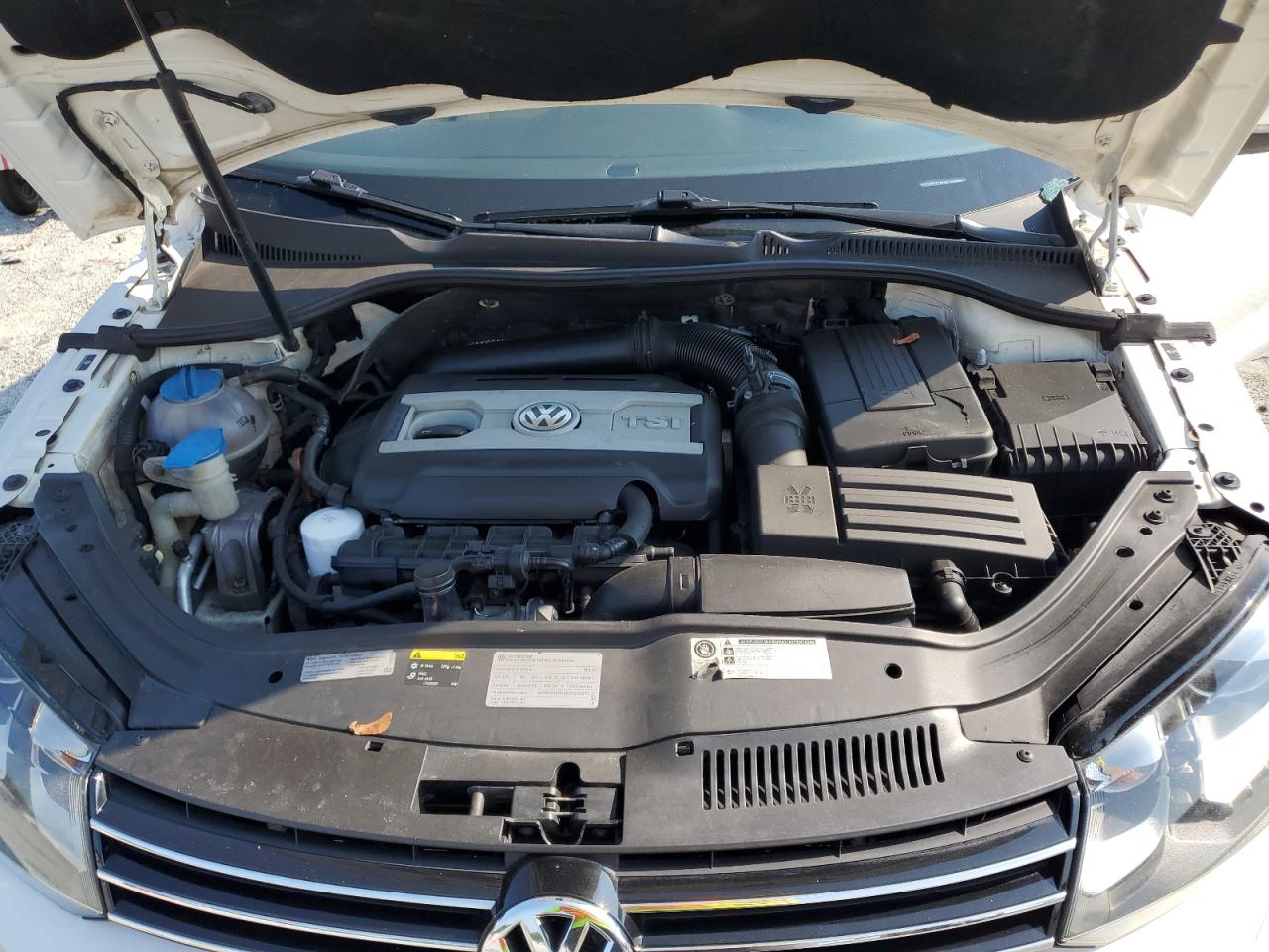 2012 Volkswagen Eos Lux VIN: WVWFW7AH5CV005949 Lot: 69203275