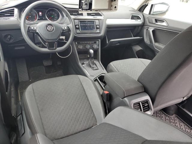  VOLKSWAGEN TIGUAN 2021 Серебристый