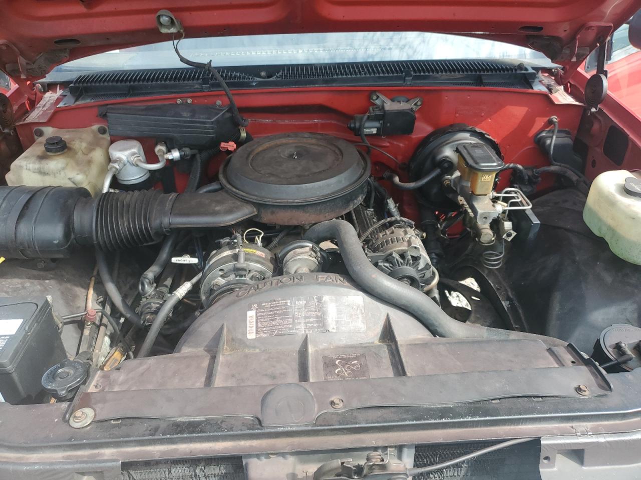 1988 Chevrolet Gmt-400 C2500 VIN: 1GCFC24K1JZ165612 Lot: 67610805