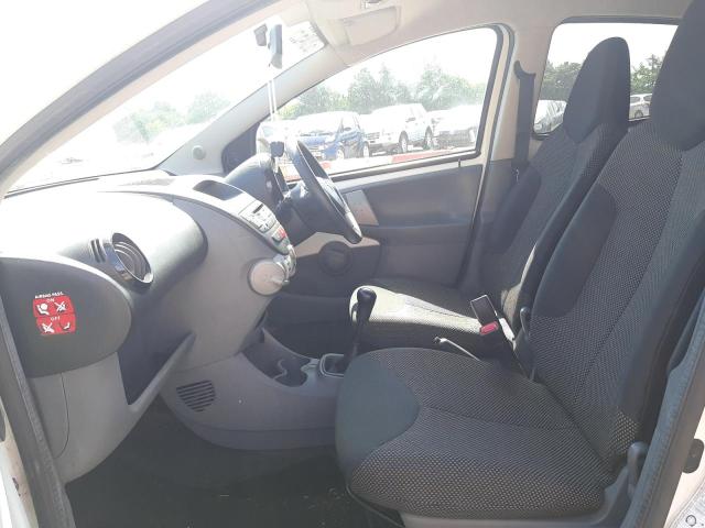 2010 TOYOTA AYGO GO VV