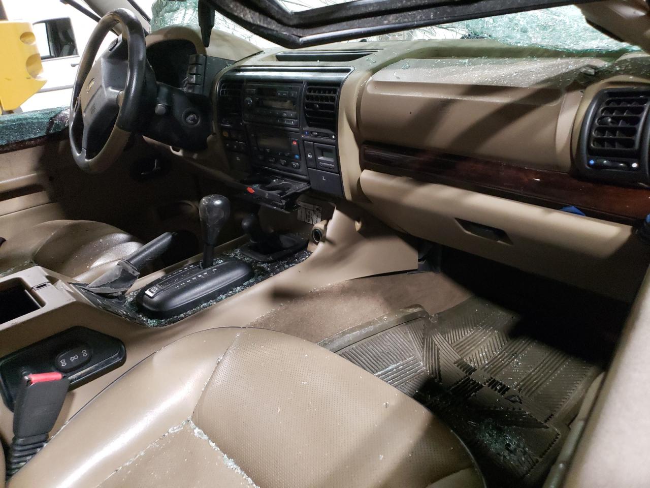 2000 Land Rover Discovery Ii VIN: SALTY1246YA235948 Lot: 70231385