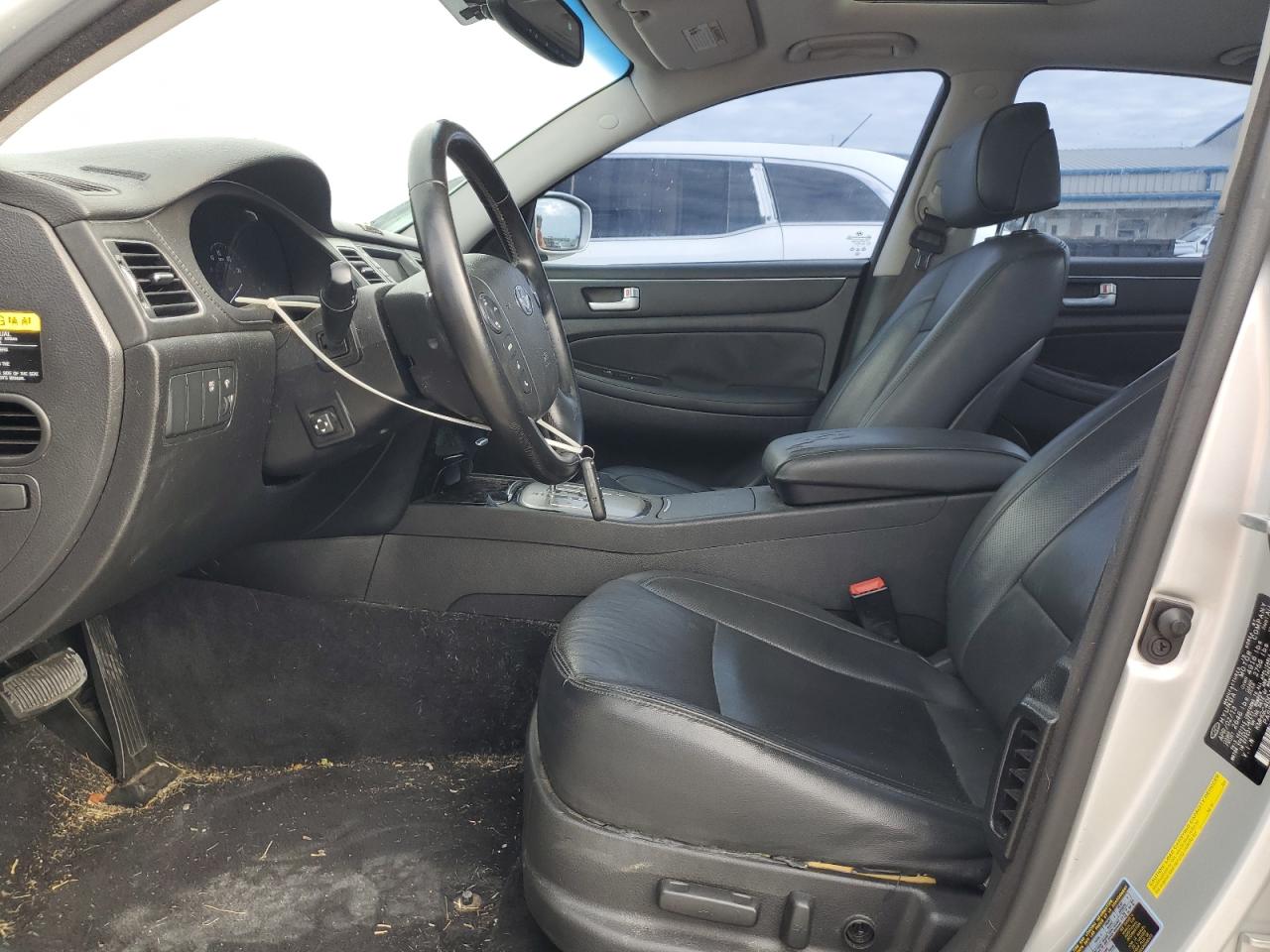 2013 Hyundai Genesis 3.8L VIN: KMHGC4DD4DU239703 Lot: 69825045