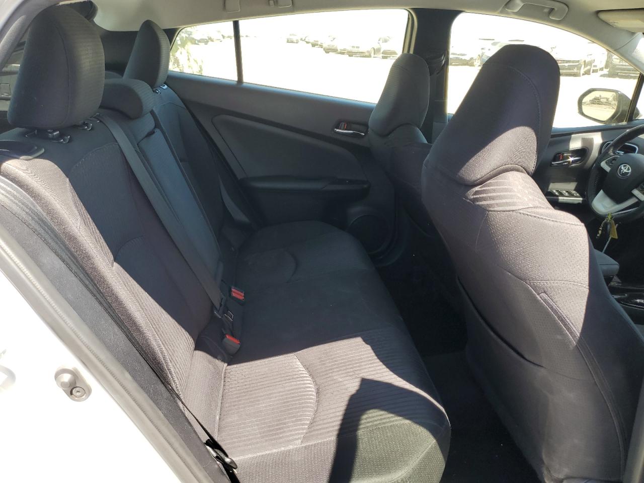 2018 Toyota Prius VIN: JTDKARFU6J3552395 Lot: 69486285