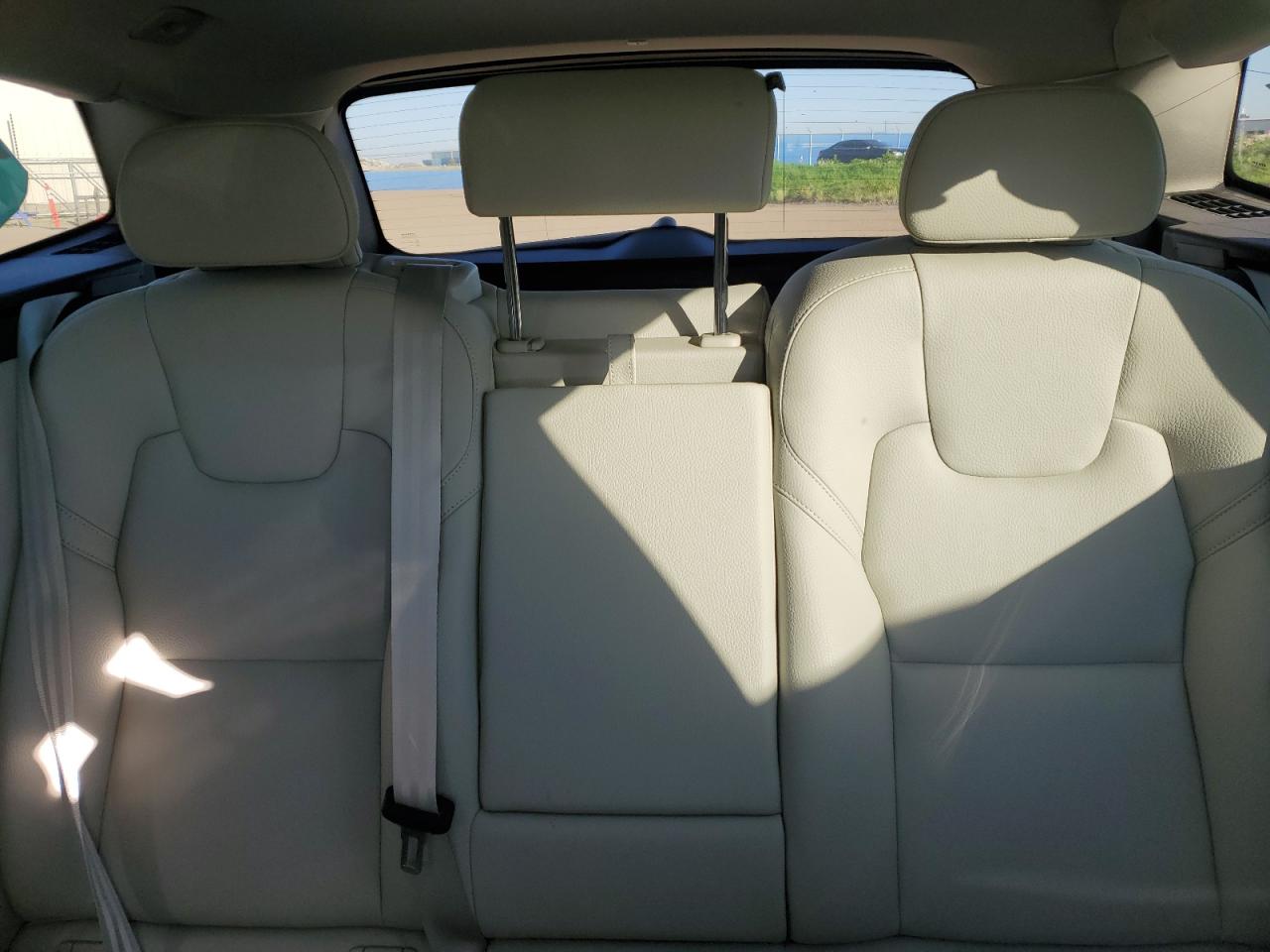 2024 Volvo Xc60 Core VIN: LYVL12RKXRB833556 Lot: 68679435