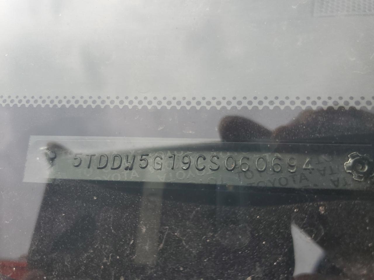 2012 Toyota Sequoia Platinum VIN: 5TDDW5G19CS060694 Lot: 67932365