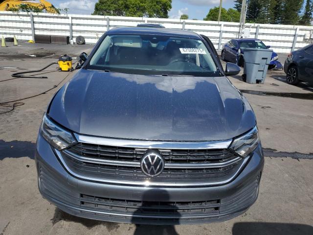  VOLKSWAGEN JETTA 2022 Szary