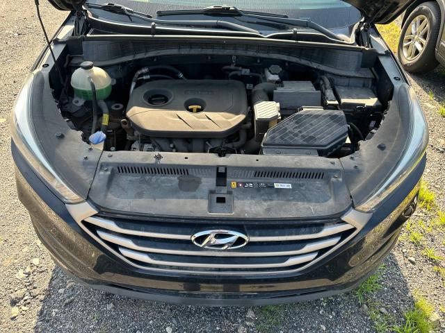  HYUNDAI TUCSON 2018 Czarny