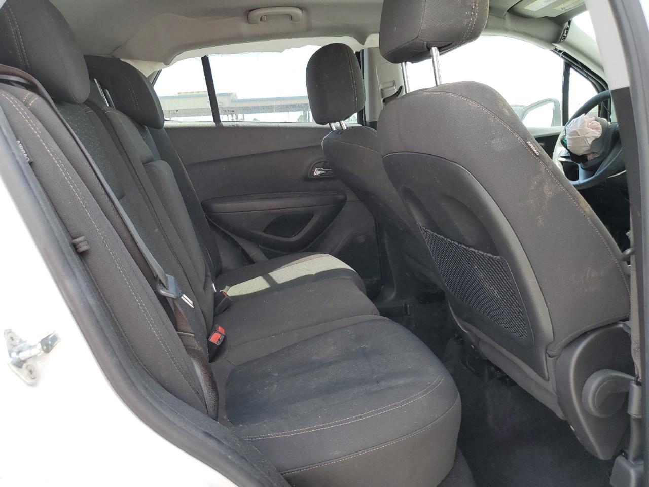 2020 Chevrolet Trax Ls VIN: KL7CJNSB6LB316076 Lot: 69015185